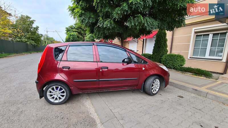 Хэтчбек Mitsubishi Colt 2007 в Ужгороде