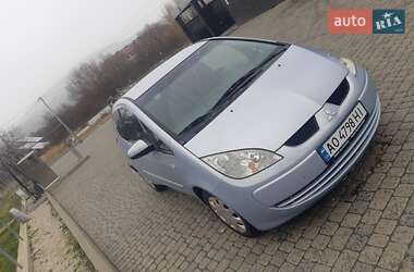 Хэтчбек Mitsubishi Colt 2005 в Берегово