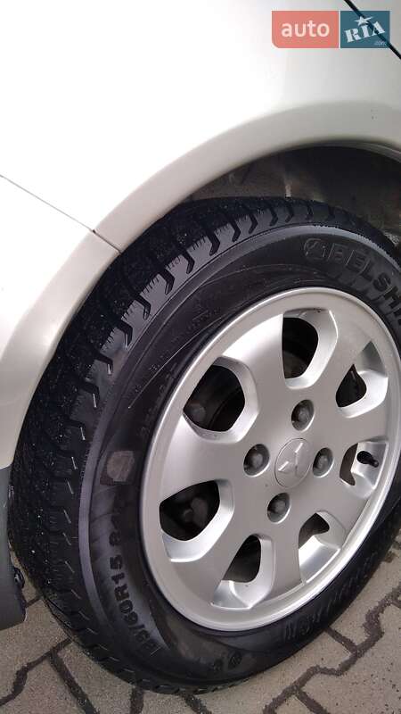 Хэтчбек Mitsubishi Colt 2007 в Житомире
