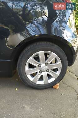 Хэтчбек Mitsubishi Colt 2012 в 