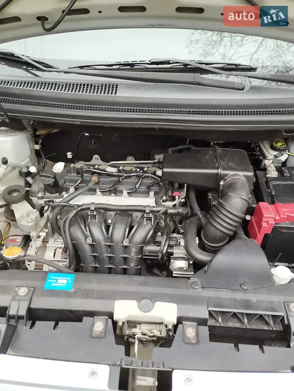 Хэтчбек Mitsubishi Colt 2012 в 