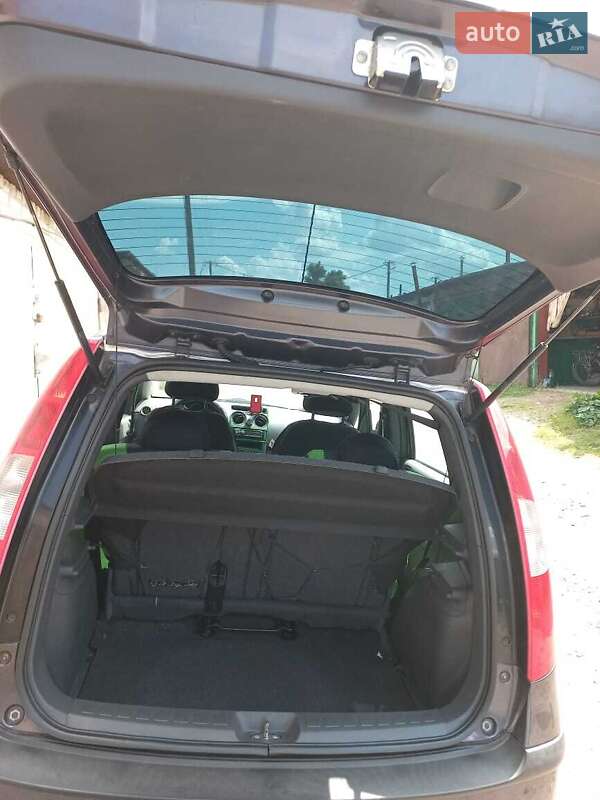 Хэтчбек Mitsubishi Colt 2006 в Александрие