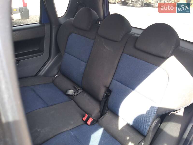 Хэтчбек Mitsubishi Colt 2006 в Любомле