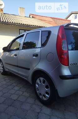 Хэтчбек Mitsubishi Colt 2005 в Киверцах