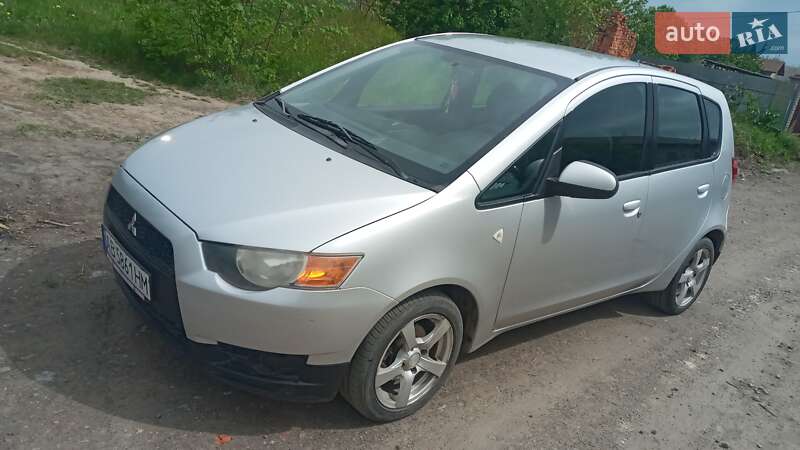 Хэтчбек Mitsubishi Colt 2009 в Жмеринке