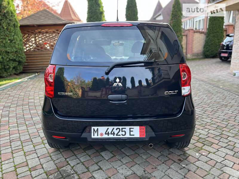 Хетчбек Mitsubishi Colt 2009 в Чернівцях