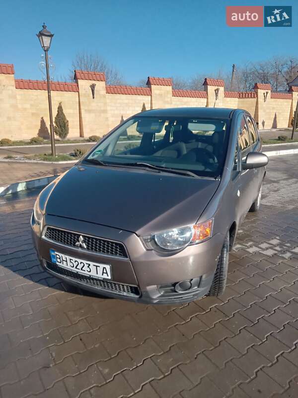 Хетчбек Mitsubishi Colt 2011 в Ізмаїлі
