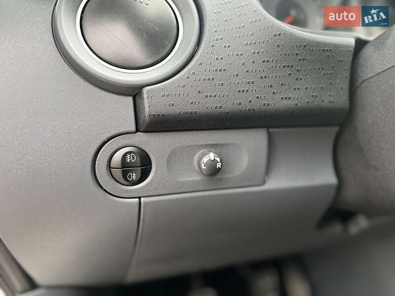 Хэтчбек Mitsubishi Colt 2010 в Черновцах