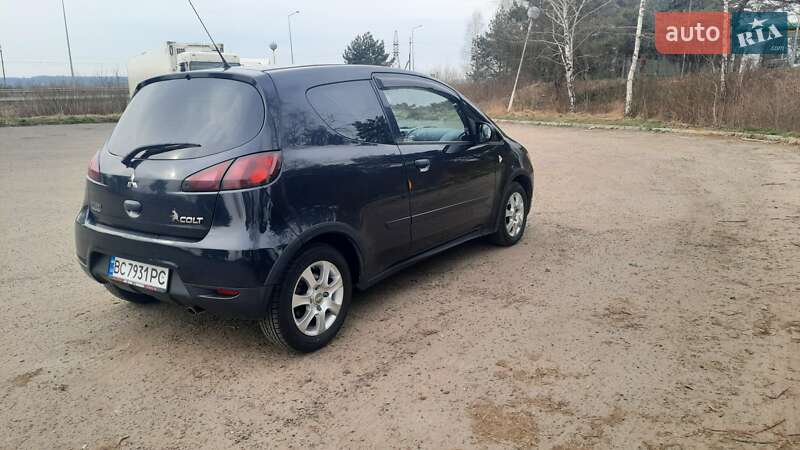 Хэтчбек Mitsubishi Colt 2010 в Львове