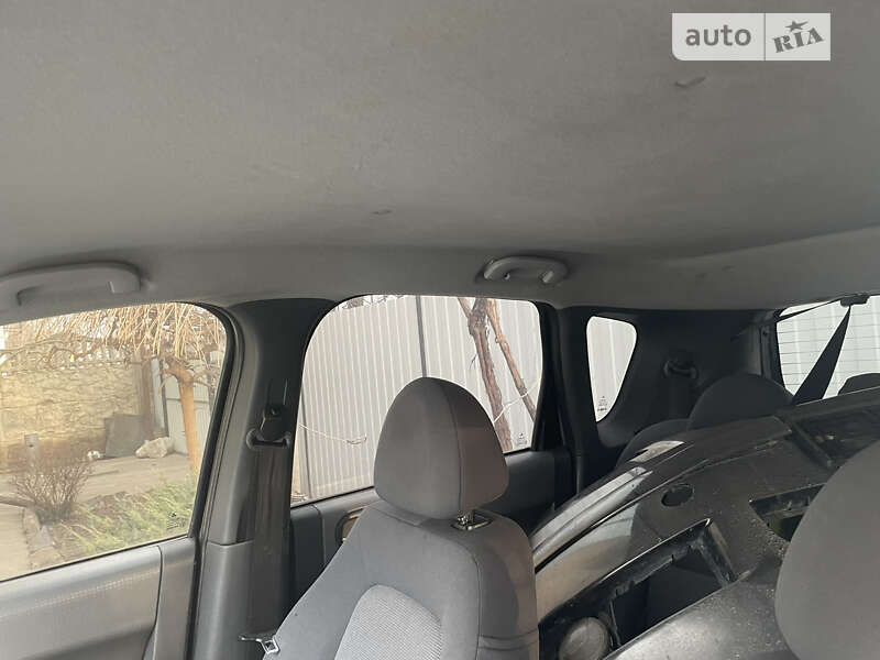 Хэтчбек Mitsubishi Colt 2006 в Запорожье