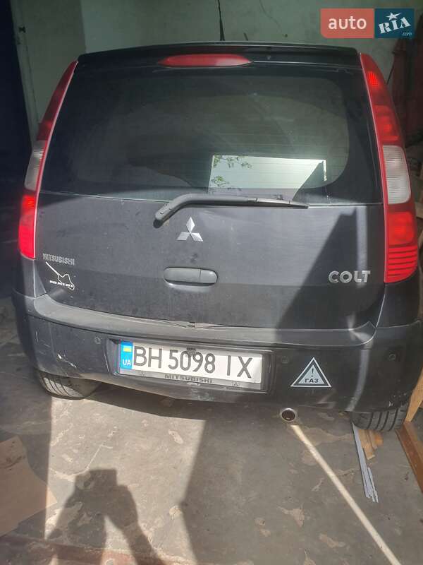 Хэтчбек Mitsubishi Colt 2008 в Белгороде-Днестровском