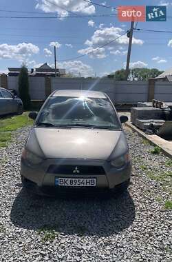 Mitsubishi Colt 2009