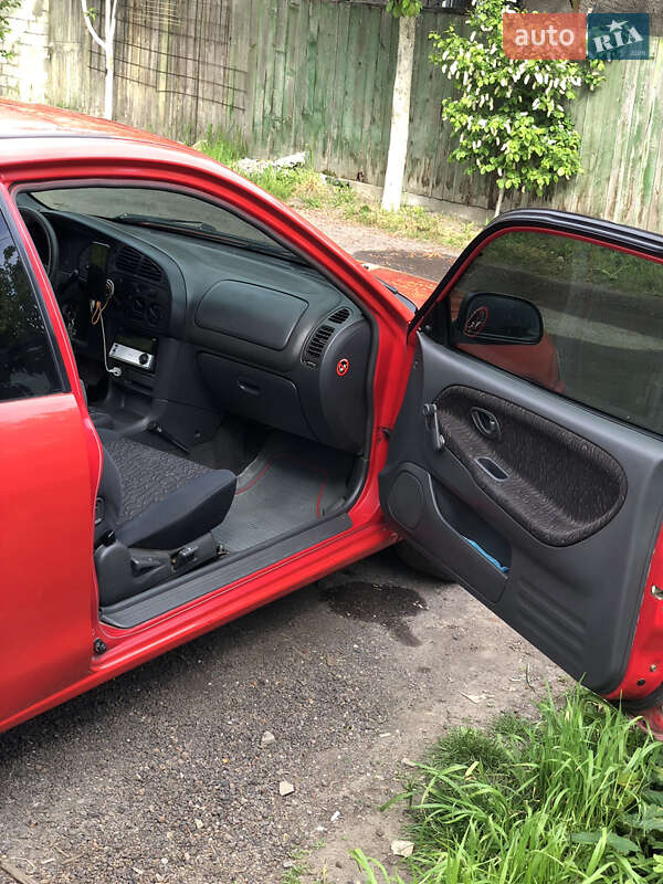 Хетчбек Mitsubishi Colt 2000 в Одесі
