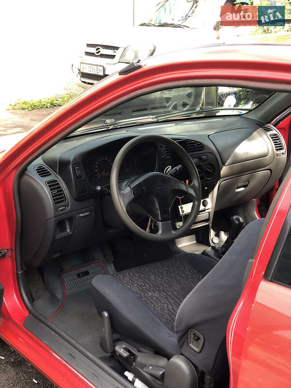 Хетчбек Mitsubishi Colt 2000 в Одесі