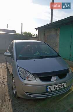Хэтчбек Mitsubishi Colt 2005 в 