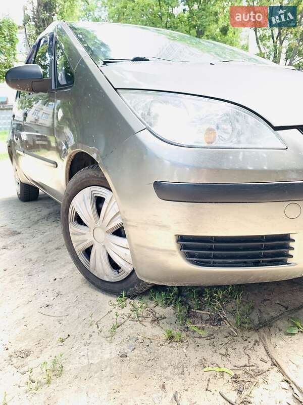 Хэтчбек Mitsubishi Colt 2008 в Киеве