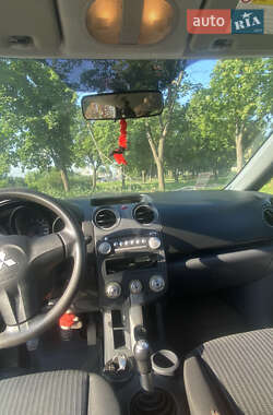 Хэтчбек Mitsubishi Colt 2008 в Вышгороде