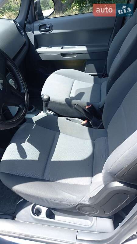 Хэтчбек Mitsubishi Colt 2007 в Кривом Роге