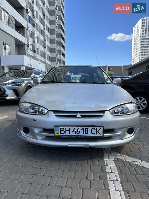 Хэтчбек Mitsubishi Colt 2002 в Одессе