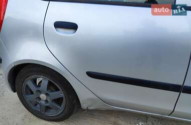 Хэтчбек Mitsubishi Colt 2005 в Львове