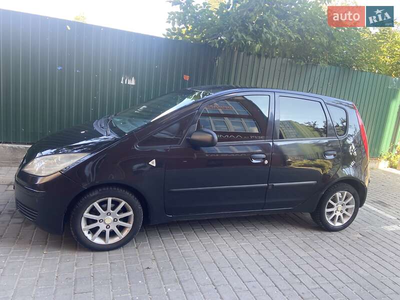 Хетчбек Mitsubishi Colt 2008 в Ірпені