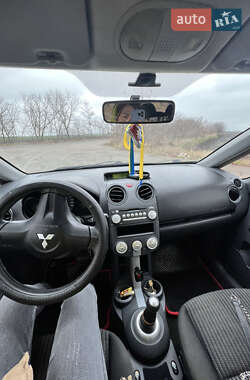 Хэтчбек Mitsubishi Colt 2008 в 