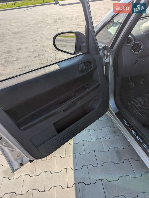 Хетчбек Mitsubishi Colt 2008 в Бучі