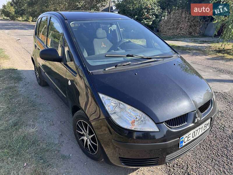 Хэтчбек Mitsubishi Colt 2007 в Хотине