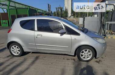 Хэтчбек Mitsubishi Colt 2006 в Киеве