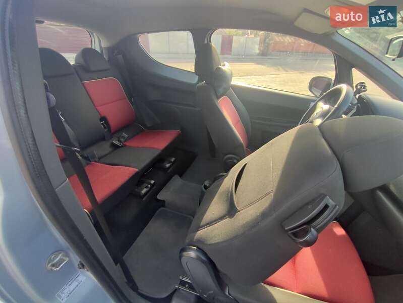 Хэтчбек Mitsubishi Colt 2008 в Киеве