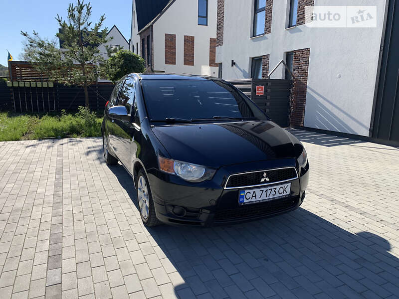 Хетчбек Mitsubishi Colt 2011 в Умані