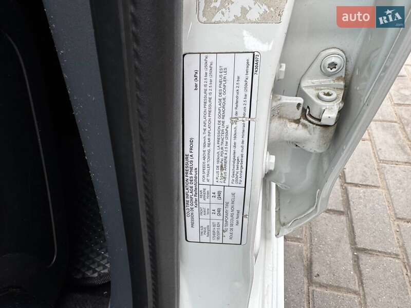Хэтчбек Mitsubishi Colt 2011 в Ровно