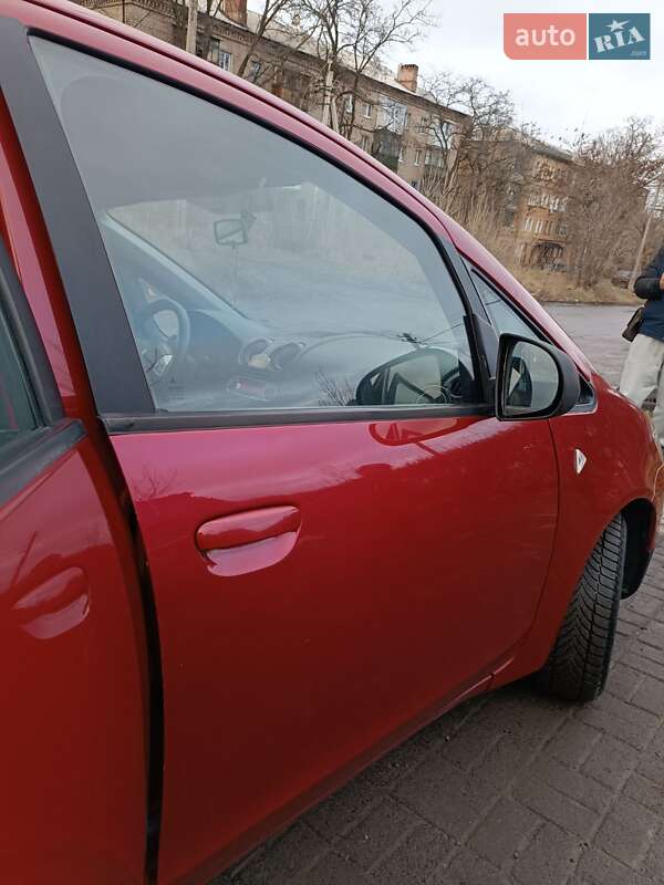 Хэтчбек Mitsubishi Colt 2009 в Дружковке