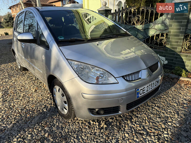 Хэтчбек Mitsubishi Colt 2008 в Черновцах