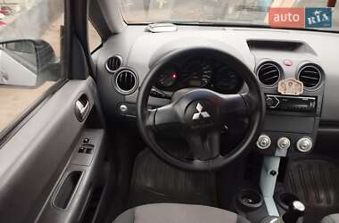 Хетчбек Mitsubishi Colt 2005 в Житомирі