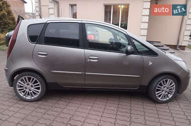 Хэтчбек Mitsubishi Colt 2008 в 