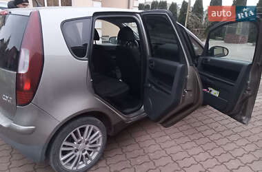 Хэтчбек Mitsubishi Colt 2008 в 