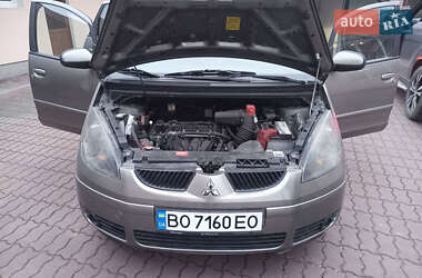 Хэтчбек Mitsubishi Colt 2008 в 