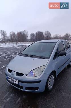 Хэтчбек Mitsubishi Colt 2005 в 