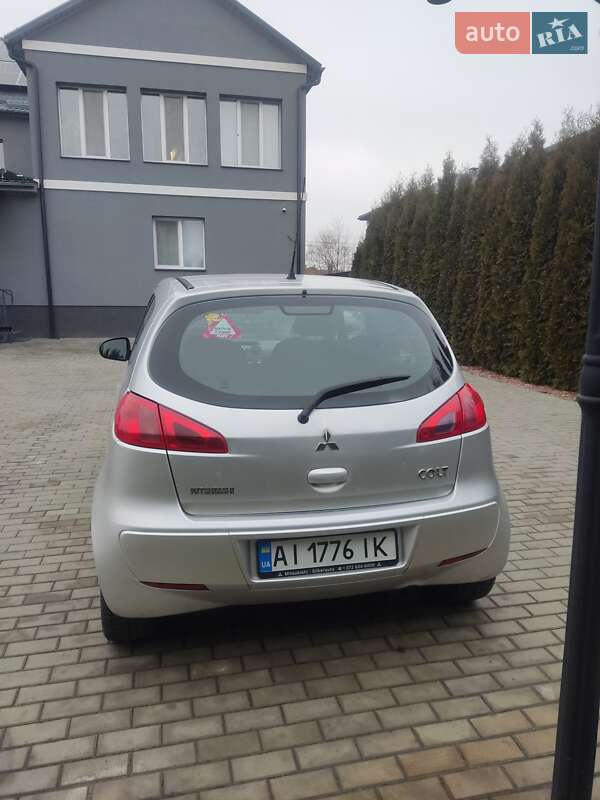 Хэтчбек Mitsubishi Colt 2007 в Киеве