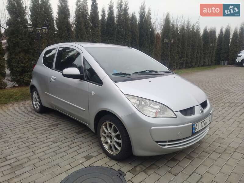 Хэтчбек Mitsubishi Colt 2007 в Киеве