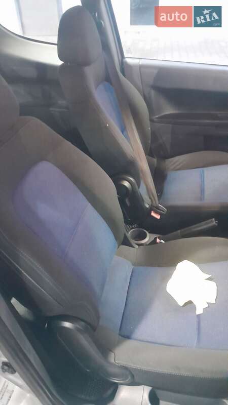 Хетчбек Mitsubishi Colt 2006 в Полтаві