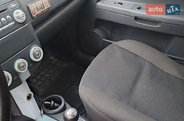 Хэтчбек Mitsubishi Colt 2005 в 