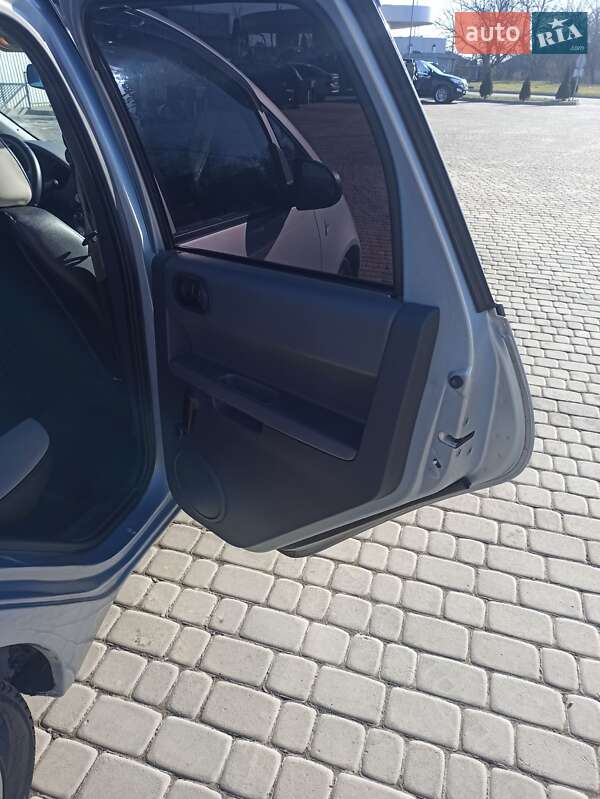 Хэтчбек Mitsubishi Colt 2005 в Староконстантинове