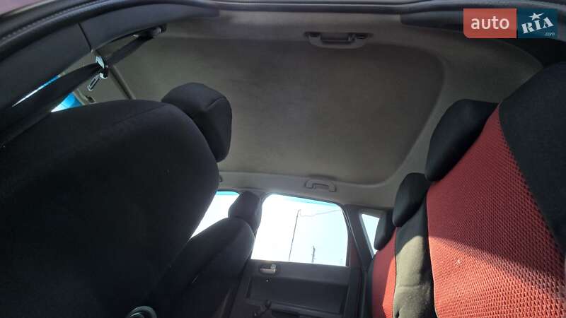Хетчбек Mitsubishi Colt 2007 в Ужгороді