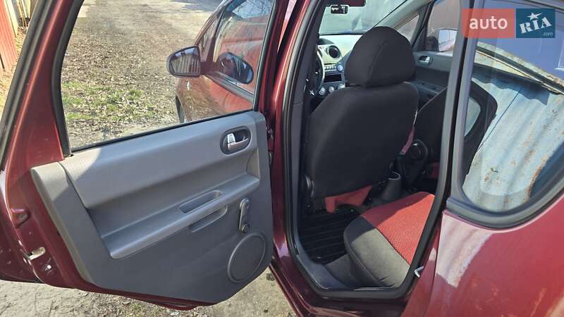 Хетчбек Mitsubishi Colt 2007 в Ужгороді