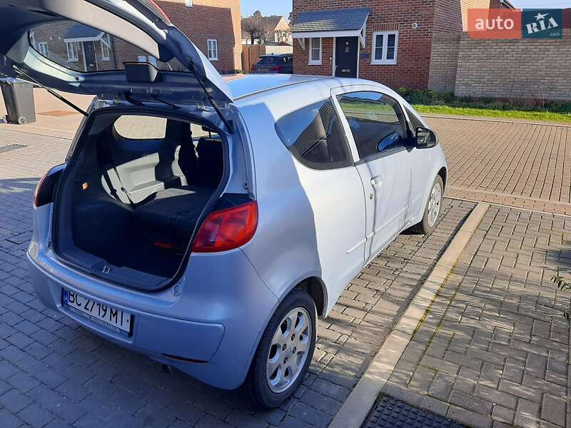 Хэтчбек Mitsubishi Colt 2007 в Львове