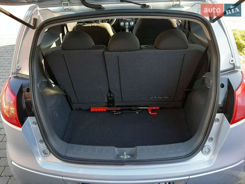 Хэтчбек Mitsubishi Colt 2007 в Львове