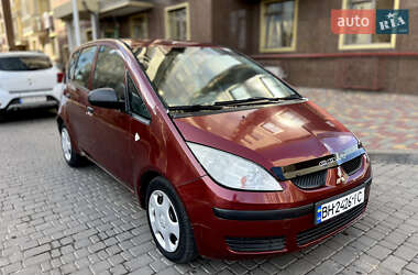 Хэтчбек Mitsubishi Colt 2005 в 