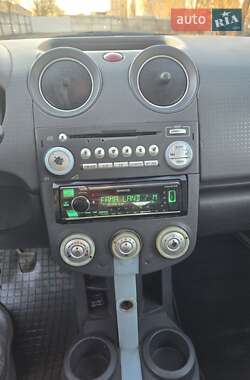 Хэтчбек Mitsubishi Colt 2005 в 